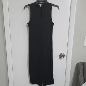 Chic Black Sleeveless Midi Dress